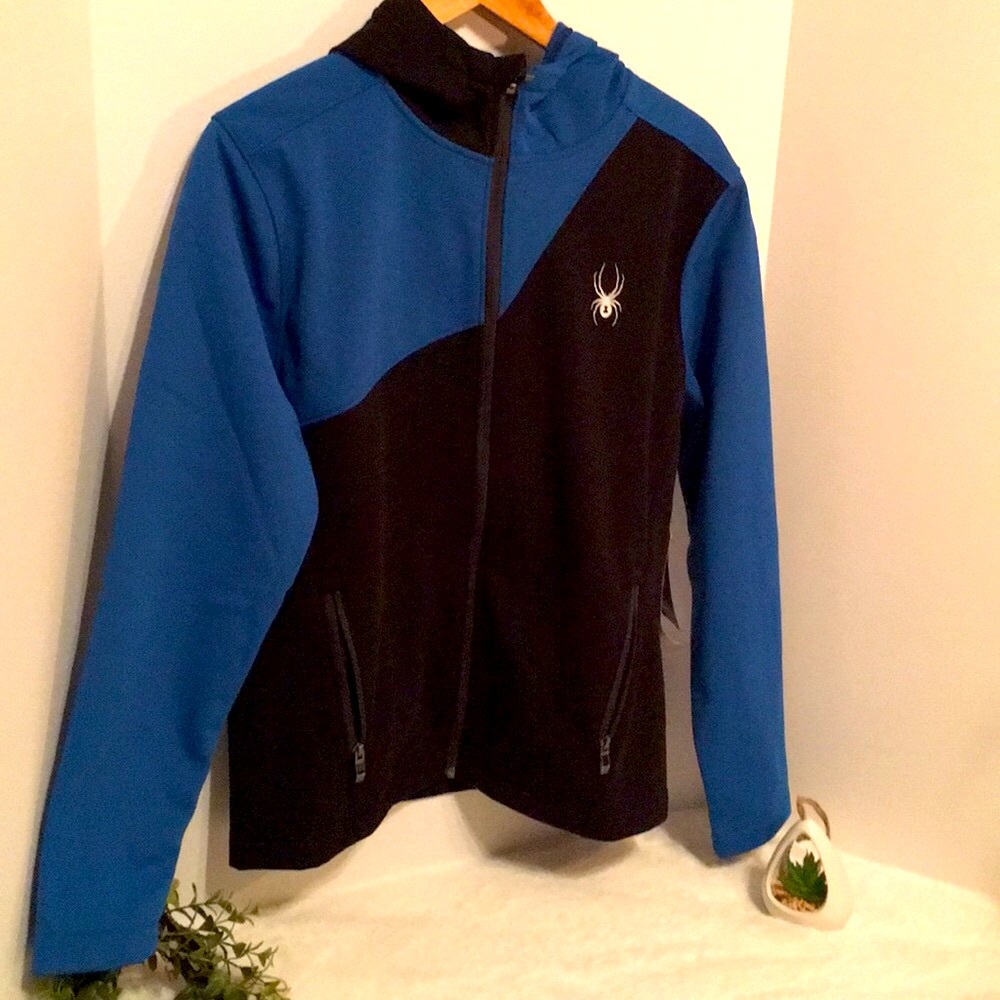 🔵SPYDER® Black and Blue fleece jacket 🕷Retail Price $149 🔵